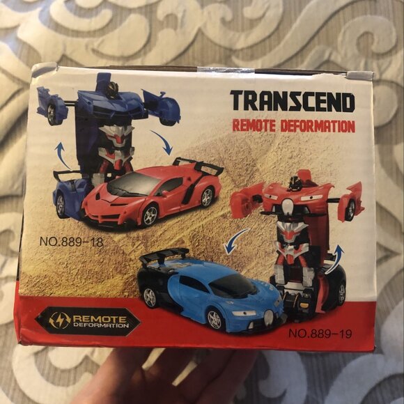 NEW 2 in 1 Transformer Remote Control Car Deformation Robot Lamborghini Red - Picture 4 of 6